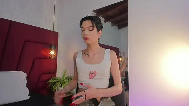 LadyLuminary online show from January 7, 7:39 pm