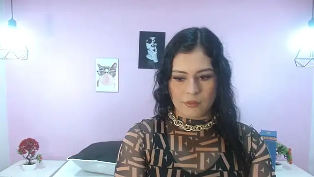 Snapshot of adaraacox chatting on January 6, 1:19 pm adaraacox online show from January 6, 1:19 pm