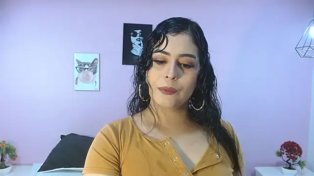Snapshot of adaraacox chatting on February 20, 3:08 pm adaraacox online show from February 20, 3:08 pm