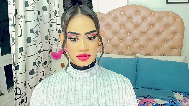 Aslhy Goddessx online show from December 6, 7:15 am