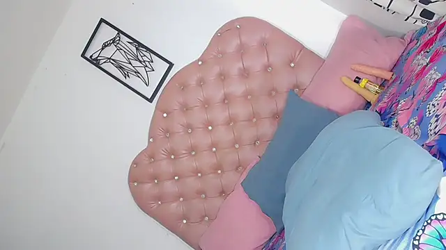 Aslhy Goddessx online show from February 28, 4:31 pm