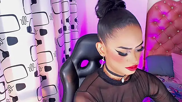 Aslhy Goddessx online show from October 1, 6:14 am