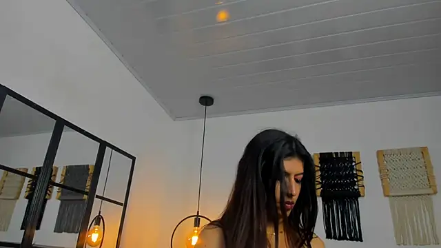 Snapshot of Sweet_camille chatting on October 11, 2:25 am Sweet camille online show from October 11, 2:25 am
