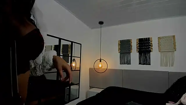Snapshot of Sweet_camille chatting on October 20, 2:26 am Sweet camille online show from October 20, 2:26 am