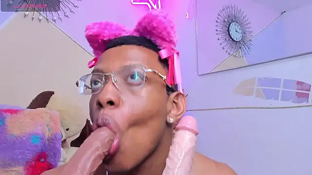 Tiffany Valentine15 online show from September 18, 1:38 pm