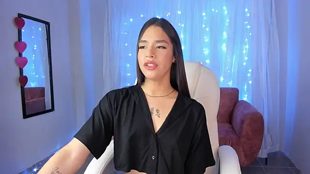 Alice23jones online show from February 25, 2:44 pm