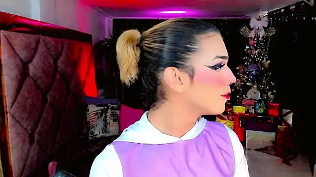 the-horus-girl online show from November 28, 8:32 pm