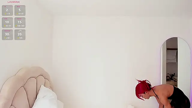 Snapshot of rose_scottt chatting on October 12, 4:42 pm rose scottt online show from October 12, 4:42 pm