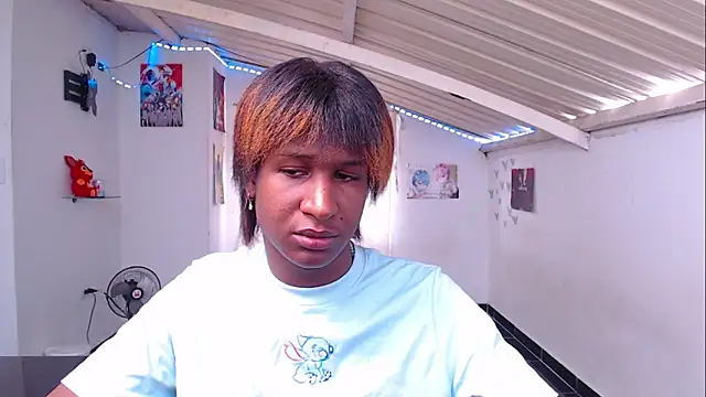 Snapshot of Angell_Dustt_ chatting on February 23, 4:13 pm Angell Dustt online show from February 23, 4:13 pm
