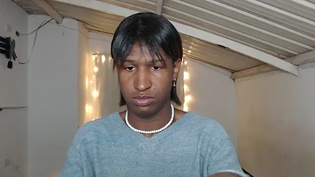 Snapshot of Angell_Dustt_ chatting on March 21, 4:39 am Angell Dustt online show from March 21, 4:39 am