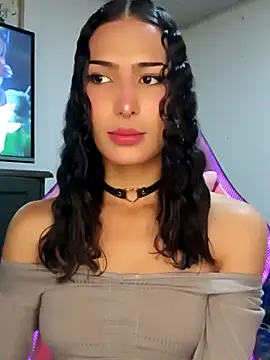 Snapshot of Lanna_hott_ chatting on September 16, 7:07 pm Lanna hott online show from September 16, 7:07 pm