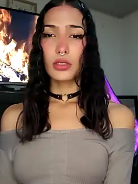 Snapshot of Lanna_hott_ chatting on October 11, 7:27 pm Lanna hott online show from October 11, 7:27 pm