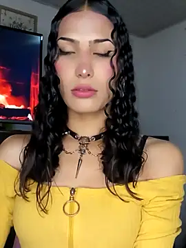 Lanna hott  online show from November 10, 10:55 pm