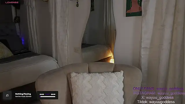 wayuu-goddess online show from April 9, 10:27 pm