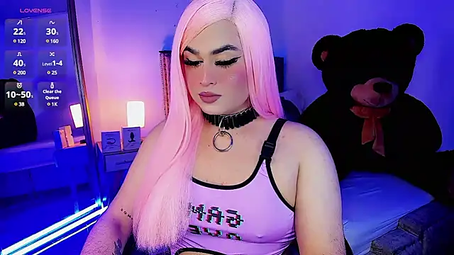 Snapshot of alexia_mattel chatting on February 14, 10:37 pm alexia mattel online show from February 14, 10:37 pm