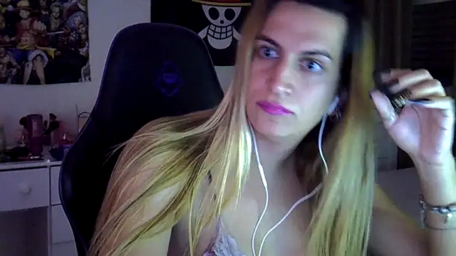 luizacandy online show from April 14, 11:21 pm