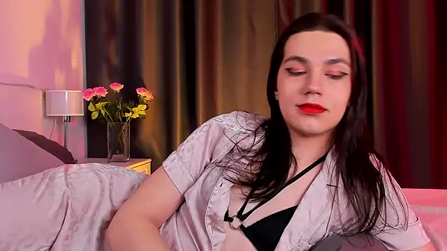 Alfreda Mills online show from March 15, 10:33 am