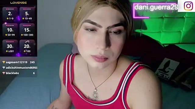 saskya online show from November 17, 2:11 am