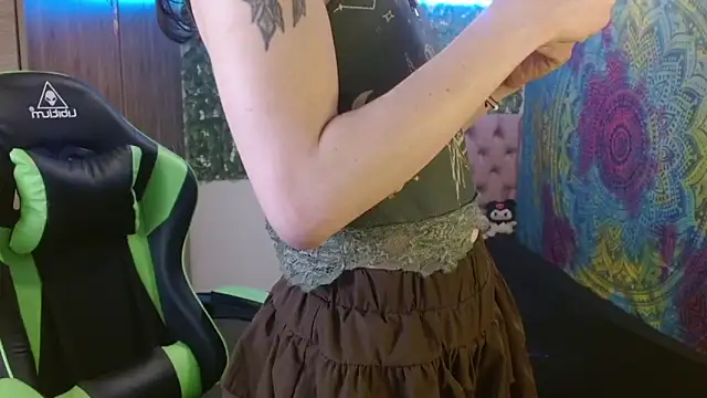 BurningVenus12 online show from April 18, 12:23 am