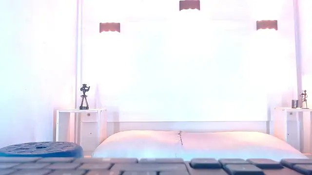 Molly Spears online show from March 13, 11:51 am