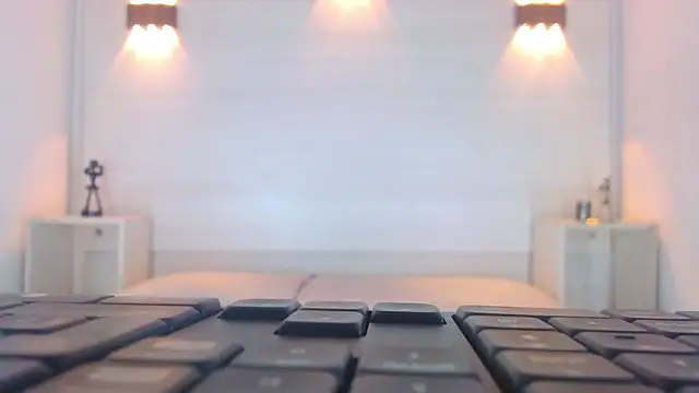 Molly Spears online show from March 17, 1:04 pm