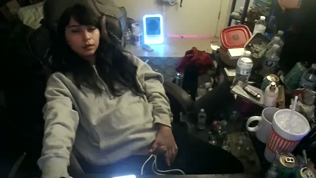 jazzybea4 online show from April 18, 6:15 am