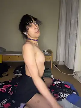 egirl711 online show from February 15, 5:33 pm