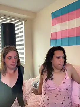 PeacockGoddess online show from September 29, 8:08 pm