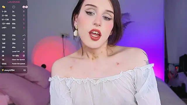 Snapshot of _yourFoxy_ chatting on December 3, 5:26 am yourFoxy online show from December 3, 5:26 am