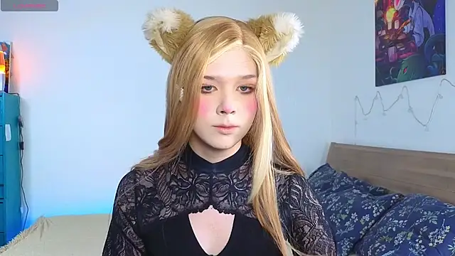 Snapshot of _yourFoxy_ chatting on September 19, 1:06 pm yourFoxy online show from September 19, 1:06 pm