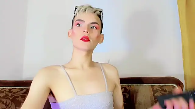 TatiGil online show from October 11, 2:47 am