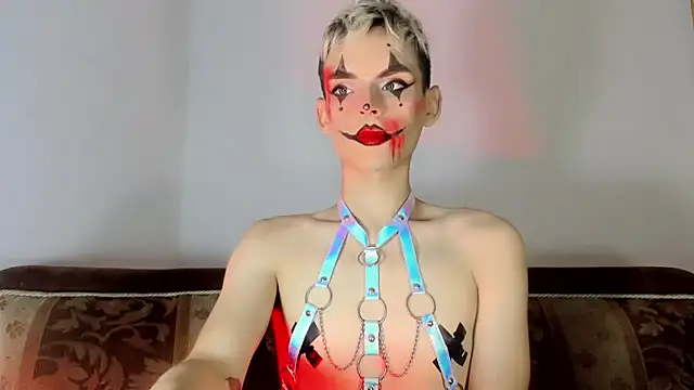 TatiGil online show from October 13, 4:03 am