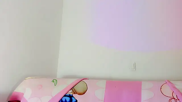 TatiGil online show from October 15, 4:01 am