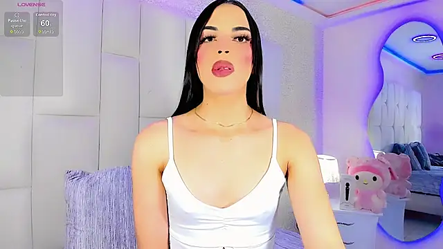 Snapshot of CandyJoselyn chatting on October 10, 1:01 pm CandyJoselyn online show from October 10, 1:01 pm