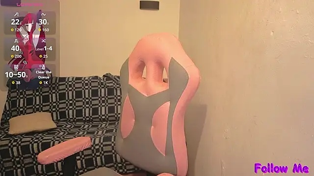 vittorialombardi   online show from March 1, 7:14 am