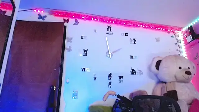 goddess BigassCock online show from March 8, 2:59 am