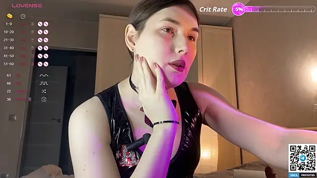 Maria Bowie online show from November 30, 7:33 am