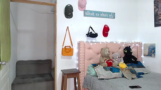 princes bigcock 1 online show from April 6, 2:43 am