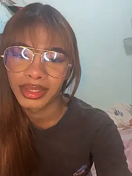 Snapshot of alejandrasxx chatting on September 20, 1:16 pm alejandrasxx online show from September 20, 1:16 pm