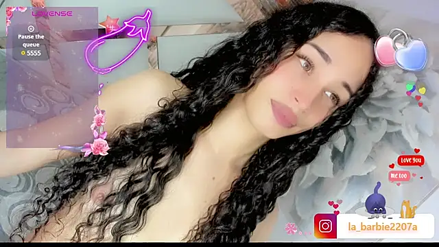 Snapshot of barbiedolls_x chatting on March 10, 7:11 am barbiedolls x online show from March 10, 7:11 am