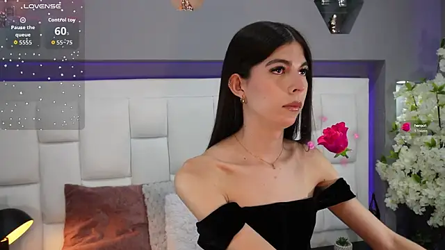 Snapshot of CuteAri chatting on September 25, 8:49 pm CuteAri online show from September 25, 8:49 pm