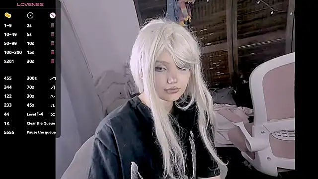 Snapshot of madokapruriens chatting on October 20, 10:24 pm madokapruriens online show from October 20, 10:24 pm