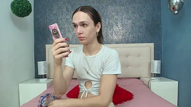 Celestial Queen  online show from December 3, 2:10 pm