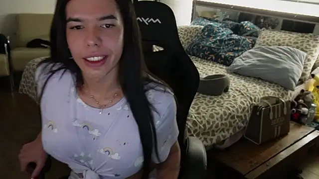 ElizaQueen777 online show from January 7, 10:30 pm