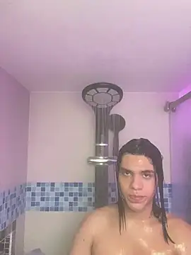 MIA YOURHOTTIE online show from December 15, 9:31 pm