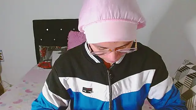 giuliana andrade online show from November 21, 1:39 am