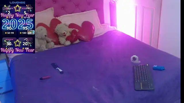 Snapshot of AlexaFontana chatting on January 20, 8:52 am AlexaFontana online show from January 20, 8:52 am