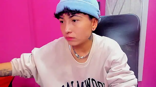 Im Mathias online show from November 26, 4:48 am