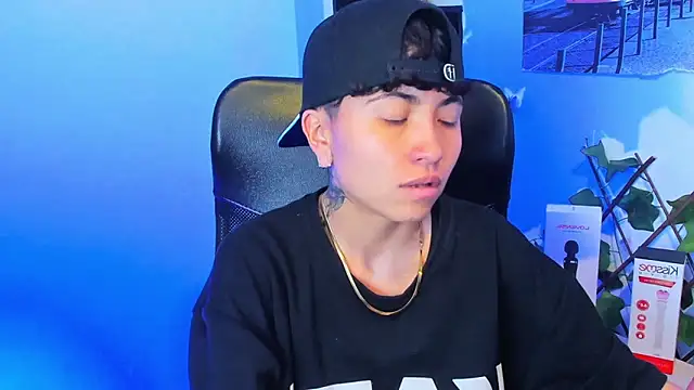 Im Mathias online show from December 21, 3:01 am