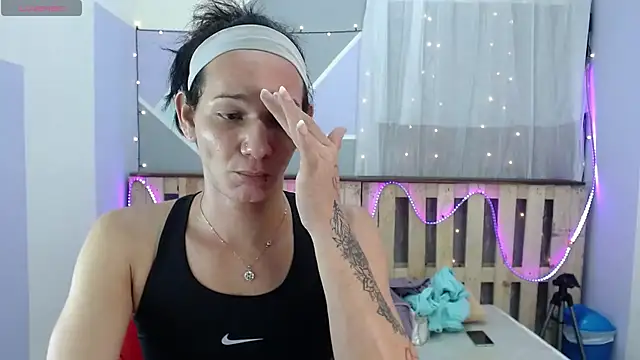 Michellcockxxx online show from February 7, 9:47 am